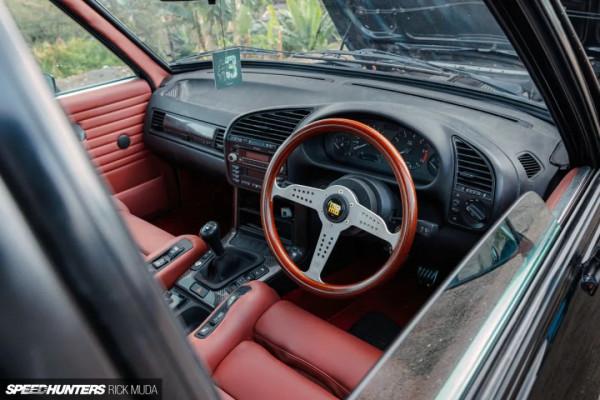 這部為駕駛打造的經典之作有些特殊