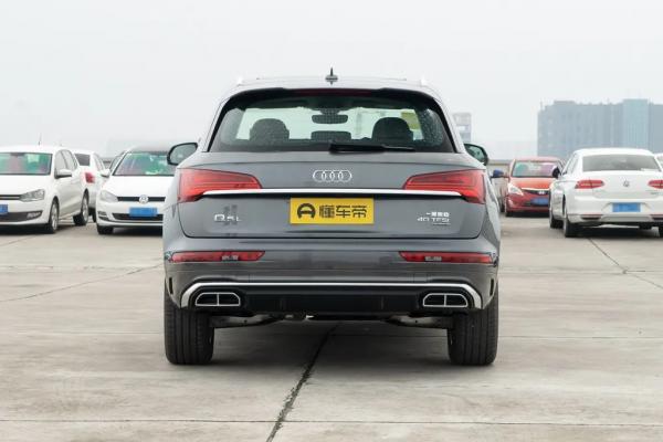 入門配2.0T發動機+適時四驅,軸距2907mm,全新奧迪Q5L39.68萬起 入門配2.0T發動機+適時四驅,軸距2907mm,全新奧迪Q5L39.68萬起