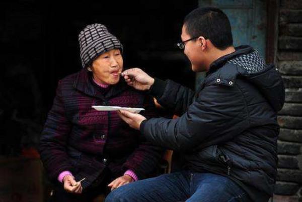 古人言:“不孝有三,無後為大”,那另外“兩孝”指什麼呢? 古人言:“不孝有三,無後為大”,那另外“兩孝”指什麼呢?