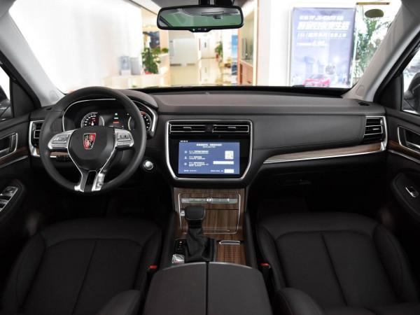 榮威大尺寸SUV,低價大七座,四驅效能優秀 榮威大尺寸SUV,低價大七座,四驅效能優秀