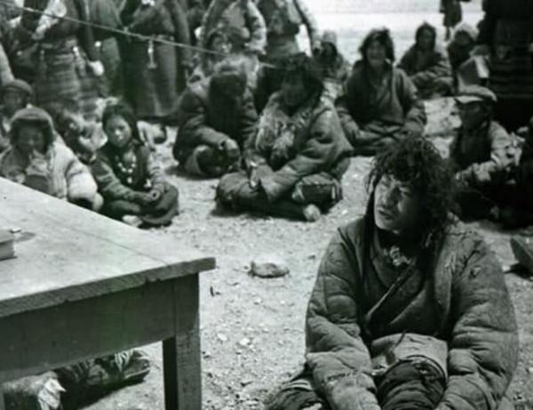 西藏解放後，當年拉薩街頭那個被將軍收養的流浪兒，後來怎麼樣了