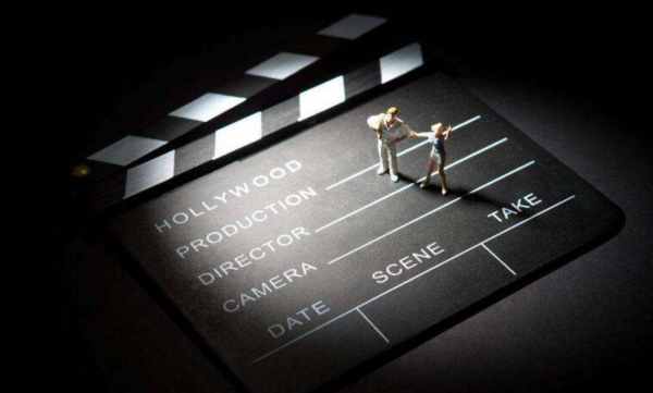 敗家子霍華德·休斯：父母雙亡後，任性揮霍二十年，成為世界首富