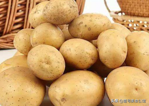 分享土豆的美味新吃法，鮮香麻辣，解饞又美味，吃一次念念不忘