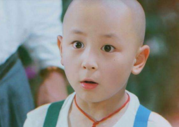 被當成搖錢樹的童星,鄧鳴賀去世時僅9歲,紀寶如被家人囚禁 被當成搖錢樹的童星,鄧鳴賀去世時僅9歲,紀寶如被家人囚禁