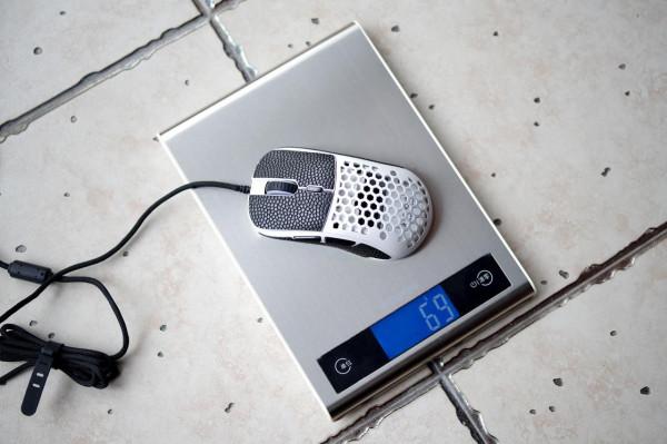 曲盡其妙 | 因科特 Infinity Two 有線遊戲滑鼠簡評（@FIO）