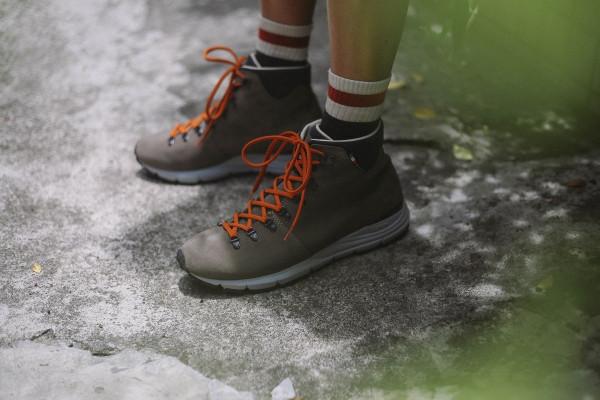 推薦爬山、日常穿搭都適合的11款女登山鞋，從此可以美美地爬山了