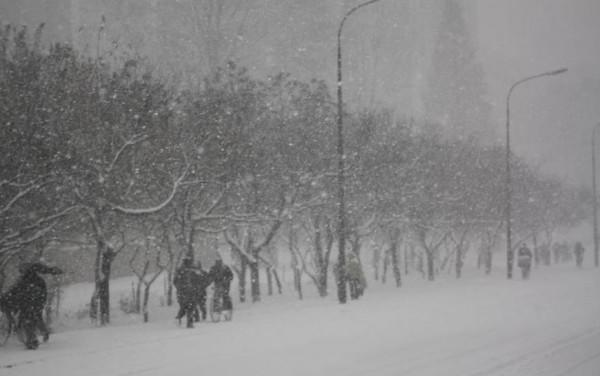 朝鮮百姓如何過冬？直擊風雪中的平壤