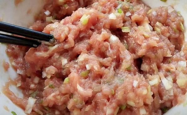 冬天牛羊肉靠邊站,最該吃這種肉,營養豐富又好吃,燉上一鍋真香 冬天牛羊肉靠邊站,最該吃這種肉,營養豐富又好吃,燉上一鍋真香