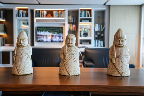 2021年12月，首艘中國籍奢華遊輪來啦！出海跨年，探秘南海