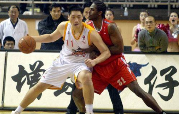 唐正東:巔峰和易建聯齊名,連續9個賽季兩雙,湖人丟擲橄欖枝 唐正東:巔峰和易建聯齊名,連續9個賽季兩雙,湖人丟擲橄欖枝