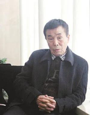 大老婆養孩子，小老婆掙錢，魚和熊掌兼得的何慶槐，被網友罵太渣