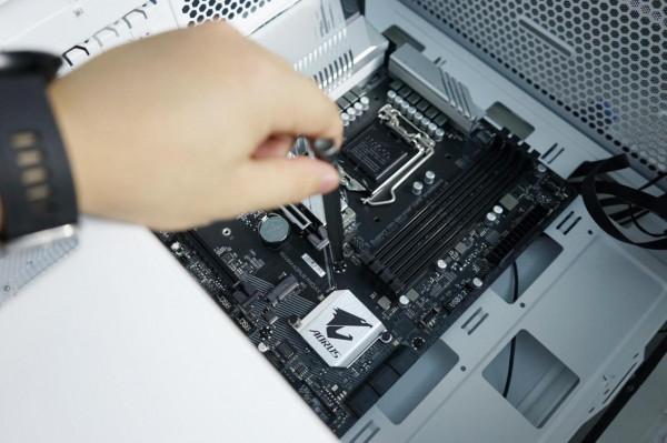 沒顯示卡如何組裝價效比主機？三千多的電腦遊戲、辦公都很值