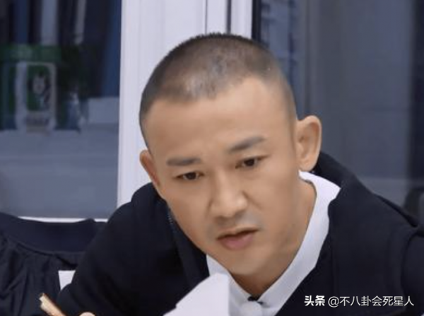 10位中年男星“禿頂”大賞:黃曉明、沙溢頭頂稀疏,最意外是他 10位中年男星“禿頂”大賞:黃曉明、沙溢頭頂稀疏,最意外是他