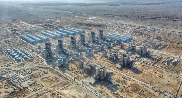 埃及在沙漠遷移新首都，為何不怕美國，將3000億大單交給中國