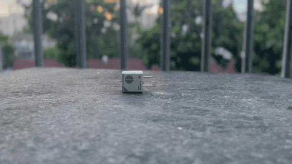 除了在兩個人之間變焦，iPhone 13 的電影效果模式還能這樣玩