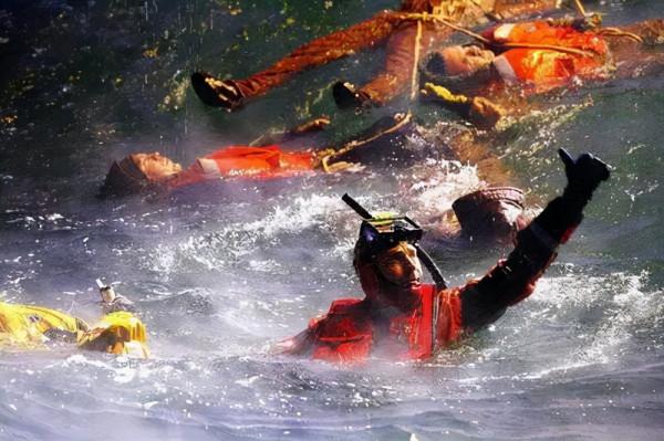 1986年五千噸巨輪首航就沉船，中國船員海上求生24天，帶回真相