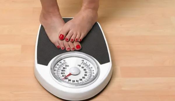 長期喝茶的人與喝白開水的人相比，哪種更健康？早了解早受益