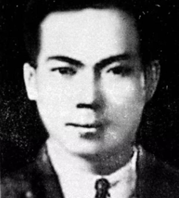 53年一搬磚工正在燒窯，毛主席下屬找到他：你就是陳獨秀的後人吧