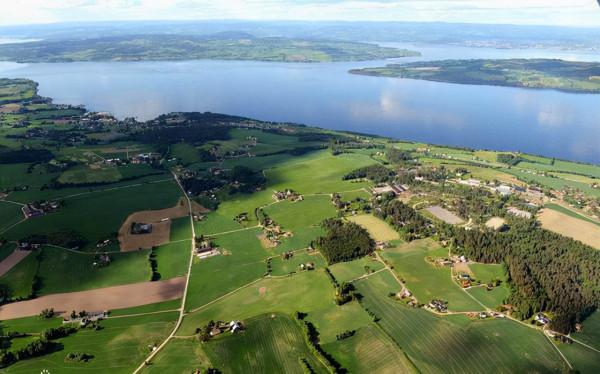 烏茲別克海軍真尷尬，買入40艘軍艦，扭頭一看&OpenCurlyDoubleQuote;海&rdquo;沒了