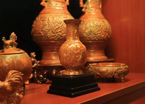 差點撞名的斑銅礦