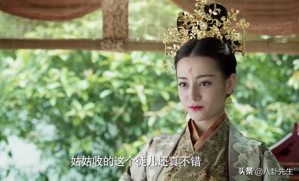 女主竟然不如女配美？李庚希被張天愛豔壓，朱珠氣質碾壓藍盈瑩