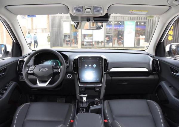 想花15萬買SUV？空間大+油耗低，北京現代全新ix35很靠譜