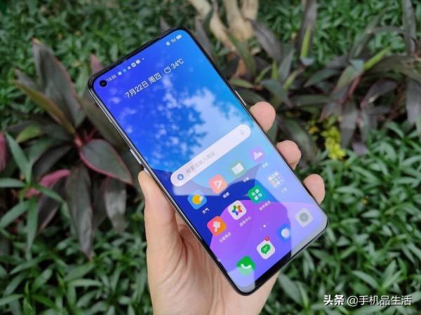 想買曲面屏或摺疊屏手機，這些缺點你能接受嗎？