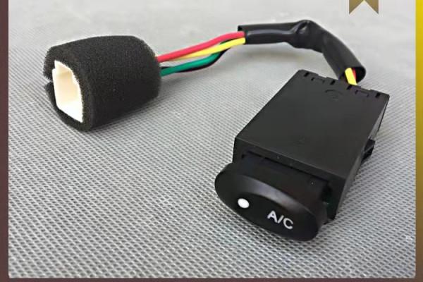 五菱榮光改裝後視鏡加熱功能,提升雨霧天氣行車安全! 五菱榮光改裝後視鏡加熱功能,提升雨霧天氣行車安全!