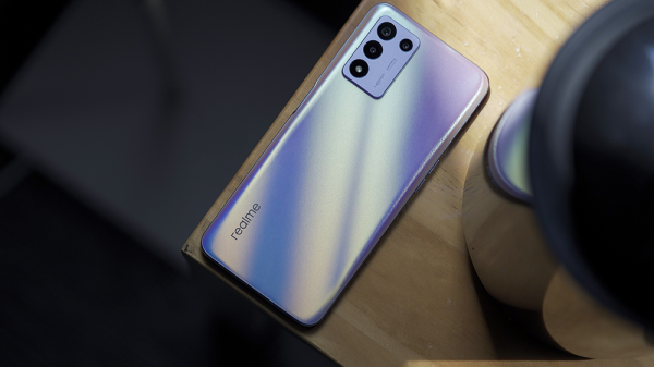 不做冤大頭,入門手機的選購門道 不做冤大頭,入門手機的選購門道