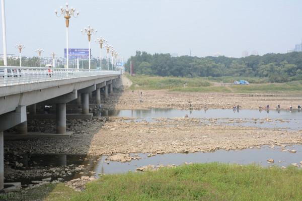 怪不得春釣魚獲少，釣深釣淺的問題要先解決了