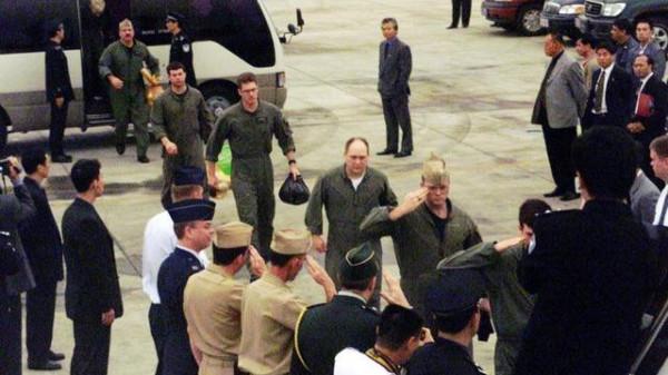 南海撞機後,美國提出賠償34567.89元,最終EP-3拆機,我國觀摩 南海撞機後,美國提出賠償34567.89元,最終EP-3拆機,我國觀摩