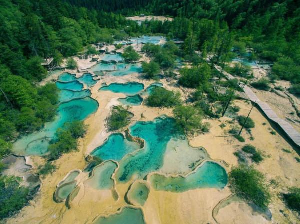 人間仙境黃龍景區