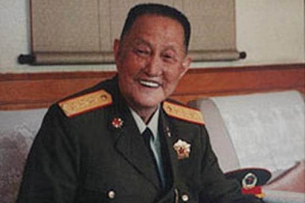 65年毛主席接見韓先楚,詢問道:洪學智到哪裡去了,好久沒見 65年毛主席接見韓先楚,詢問道:洪學智到哪裡去了,好久沒見