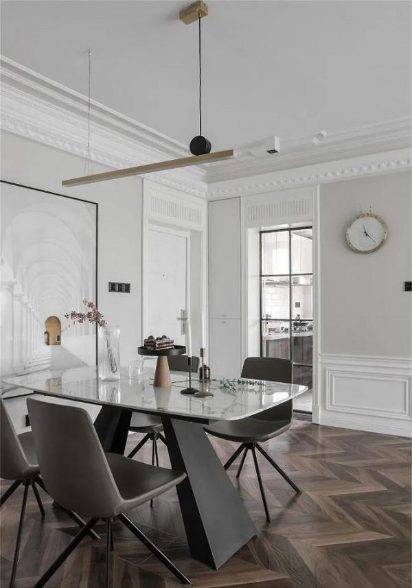 128㎡美式風格裝修,目光所及,皆是精緻與優雅 128㎡美式風格裝修,目光所及,皆是精緻與優雅