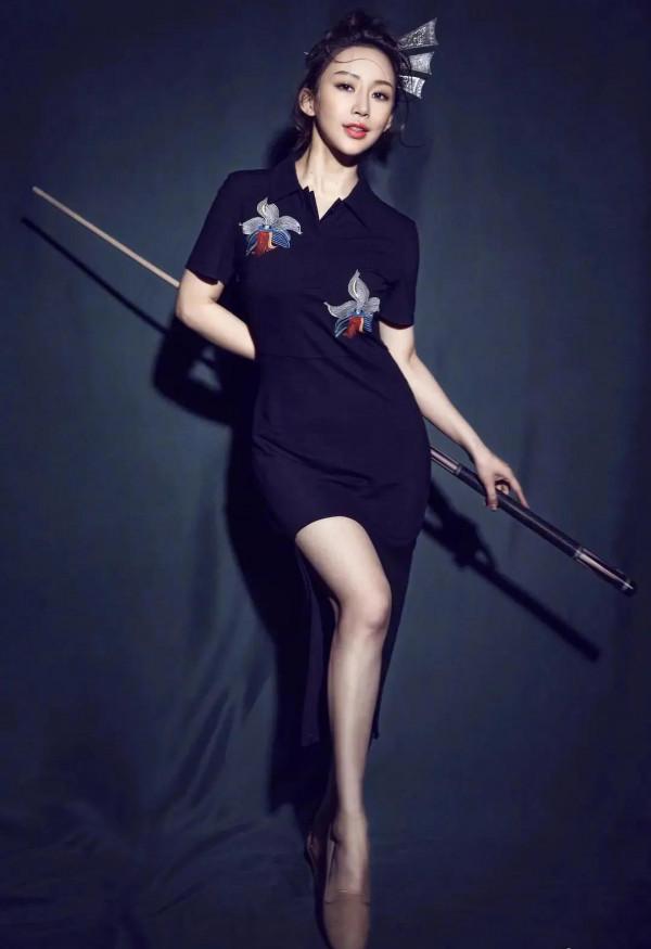 九球天后潘曉婷 九球天后潘曉婷