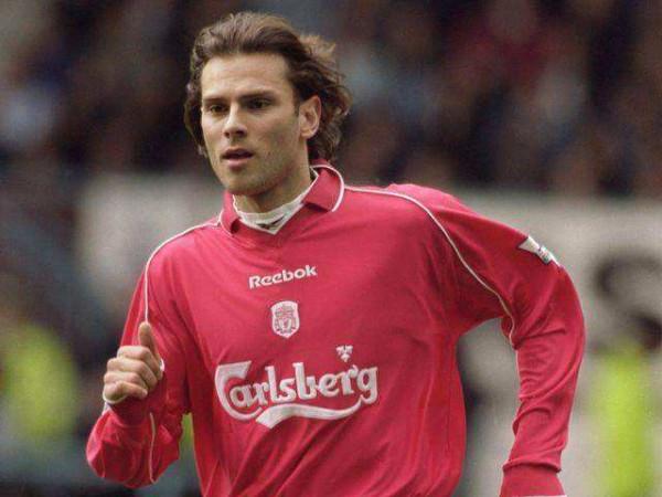 雙尾獅的輝煌：捷克足球歷史最佳陣容，兩個金球獎球星驅動中場