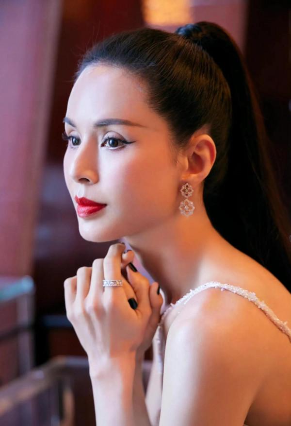 你敢相信這是五十多歲的狀態&mdash;李若彤