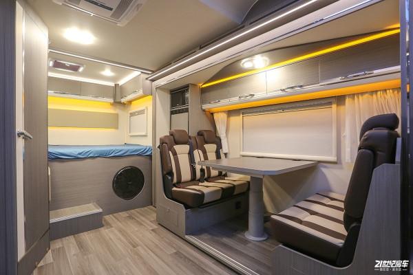 房車專用底盤加持，6氣囊空懸！慶鈴原廠五十鈴700P可可西里房車