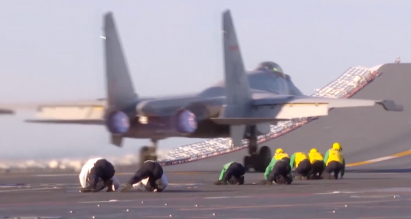 她，00後，在黎巴嫩……