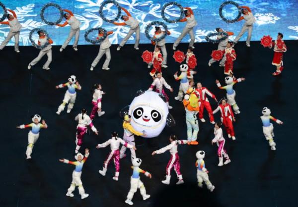 習近平出席北京冬奧會開幕式