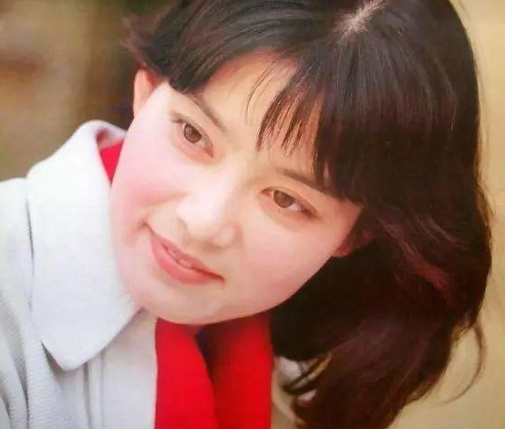 80年代爆火的6位女明星，劉曉慶鋃鐺入獄，潘虹吃齋信佛