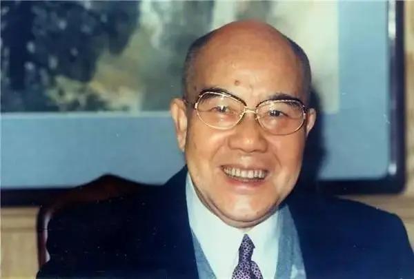 第一屆春晚過去39年，11位明星已去世，最大87歲，最小56歲