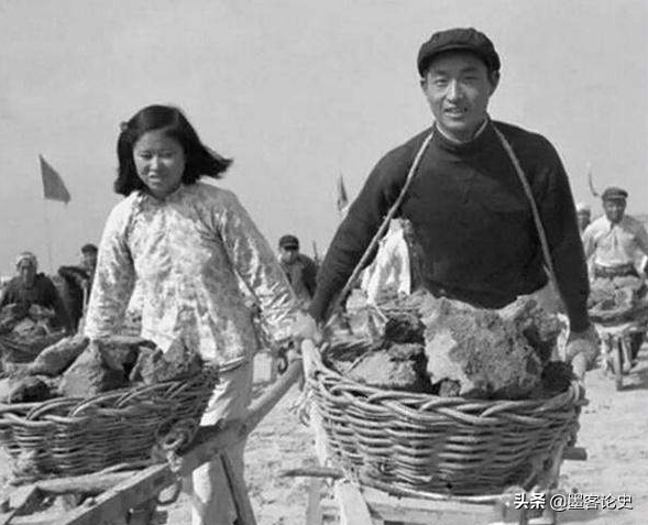 1977年,江蘇一女會計貪汙45000元,依靠領導偽裝卻暴露身份,為何? 1977年,江蘇一女會計貪汙45000元,依靠領導偽裝卻暴露身份,為何?