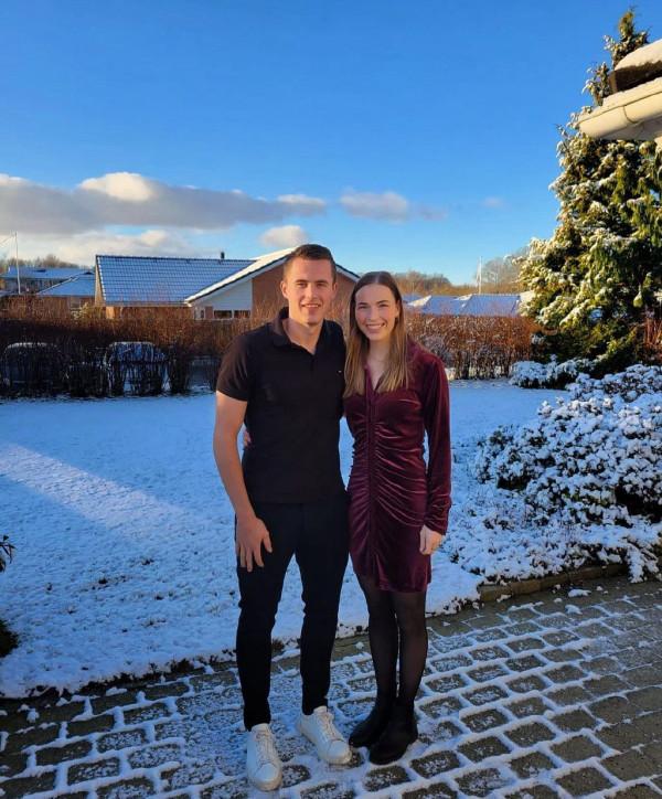 祝福！又一對羽毛球跨國冠軍情侶誕生，郎才女貌甜蜜般配