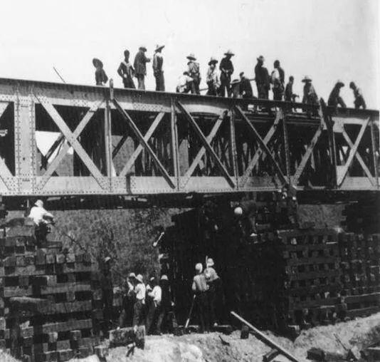 1985年,成都軍區原定併入昆明軍區,是誰讓鄧小平突然改變主意? 1985年,成都軍區原定併入昆明軍區,是誰讓鄧小平突然改變主意?