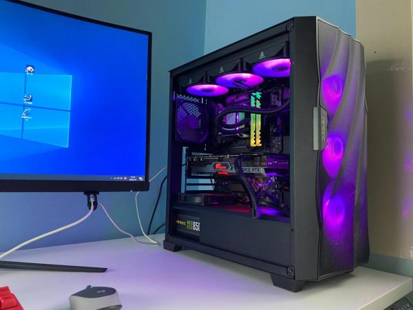 電腦DIY提高生產力，用帶魚屏還是組雙屏？糾結2年的我終於有答案