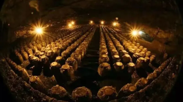 百億投資背後的國帥·龜仙洞，洞中釀出好醬酒