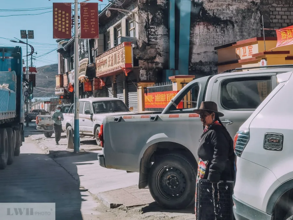 兩個人，一輛車，阿里北線無人區穿越