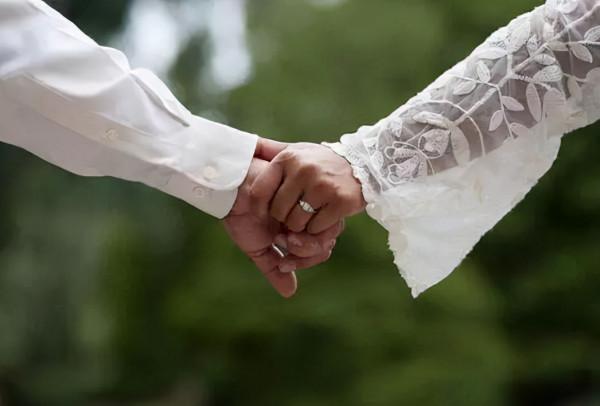 李湘33天,大S見4面,明星閃婚失敗,是豪門夢碎還是衝動的懲罰? 李湘33天,大S見4面,明星閃婚失敗,是豪門夢碎還是衝動的懲罰?