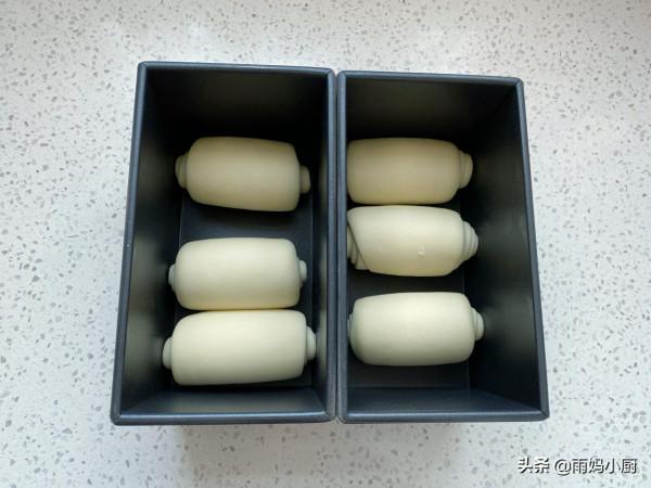 成本不到10元錢,1次發酵手撕吐司,組織綿密如棉花奶香味濃 成本不到10元錢,1次發酵手撕吐司,組織綿密如棉花奶香味濃